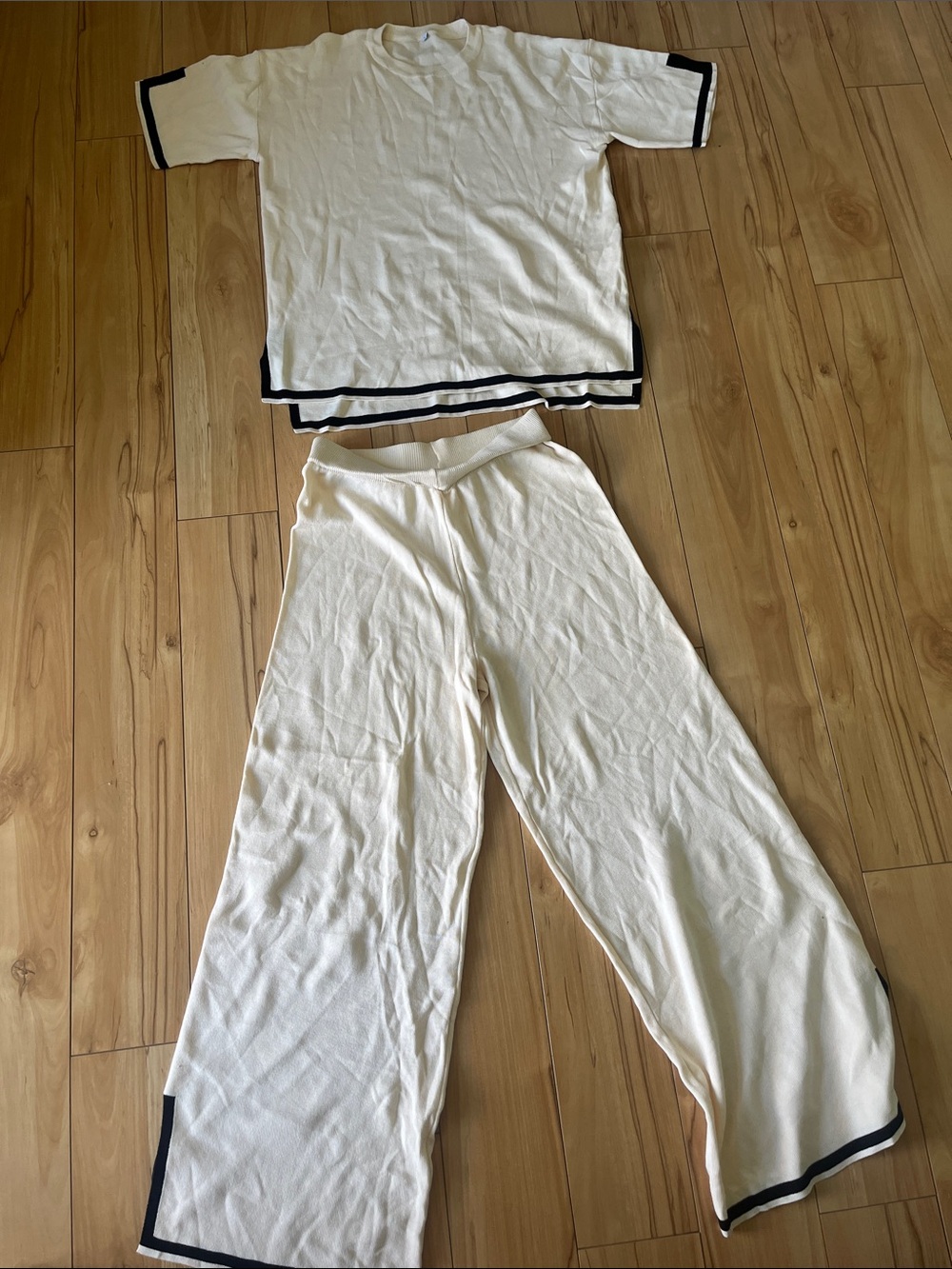 Two-Piece Cream Knit Lounge Set with Black Trim